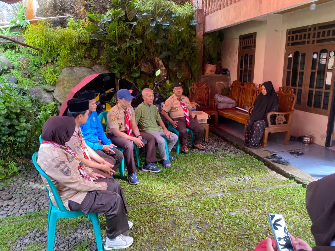 Ketua Kwarcab Kabupaten Bogor Pimpin Takziah ke Rumah Duka Almarhum Kak Rama Sofa