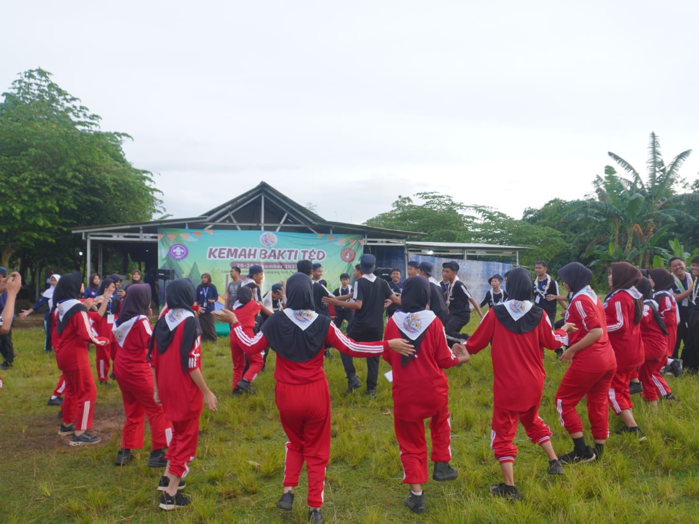 Kwarran Parungpanjang Gelar Senam Pagi untuk Tingkatkan Kesehatan dan Kekompakan Anggota Pramuka