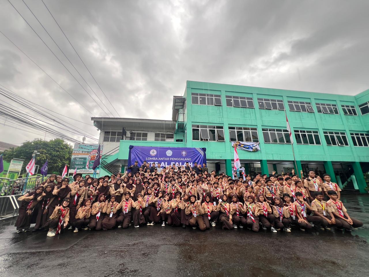 LARPA Ke-IX MTs Al Falah Dibuka Ka Kwarran Cibinong, Wujudkan Generasi Penggalang Berjiwa Pemimpin