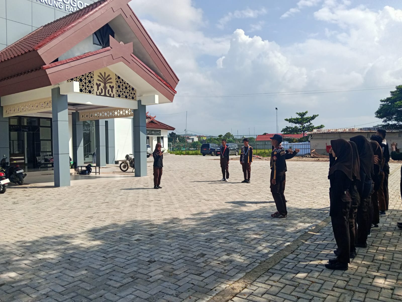 Latihan Rutin Protokoler Adimadya Kwarran Parungpanjang