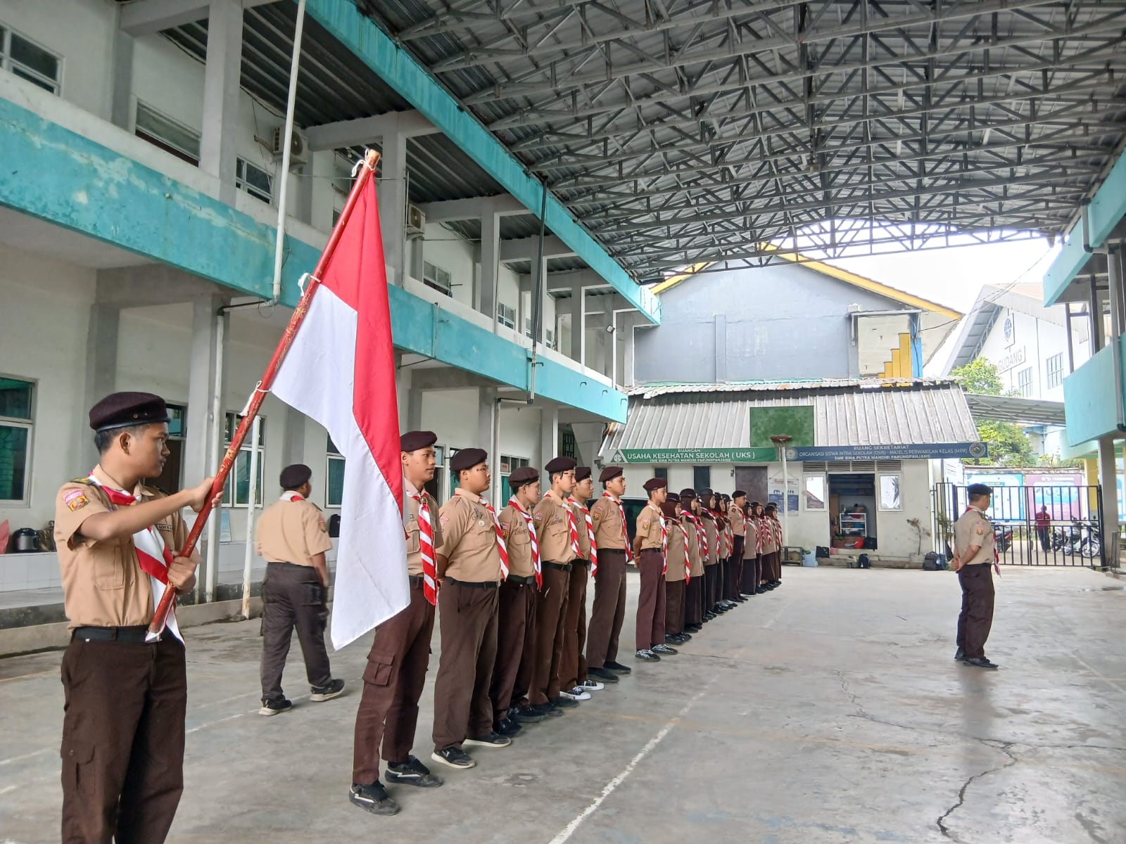 Cetak Kader Pemimpin, Pangkalan SMKS Bina Putra Mandiri Gelar Pelantikan Penegak Bantara