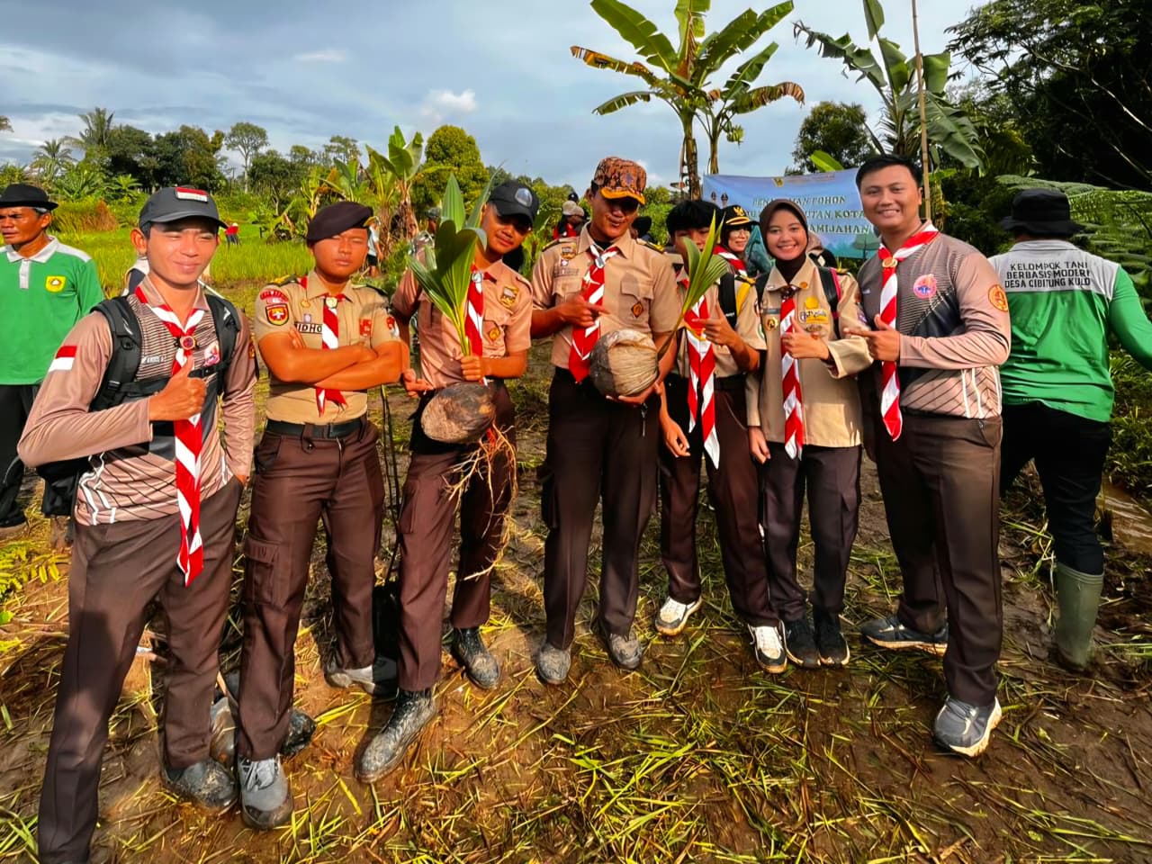 PRAMUKA KWARRAN PAMIJAHAN AMBIL PERAN DALAM PROGAM "BOGOR MENANAM UNTUK INDONESIA"