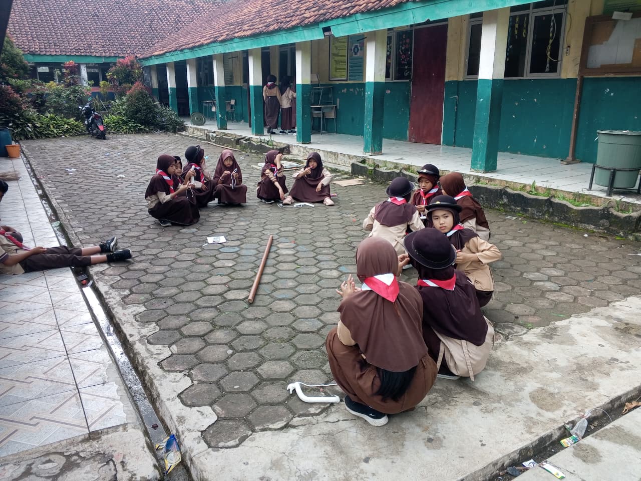 Kompak dalam Ikatan, Tangguh dalam Tantangan: Penggalang Gunung Picung 06 Beraksi