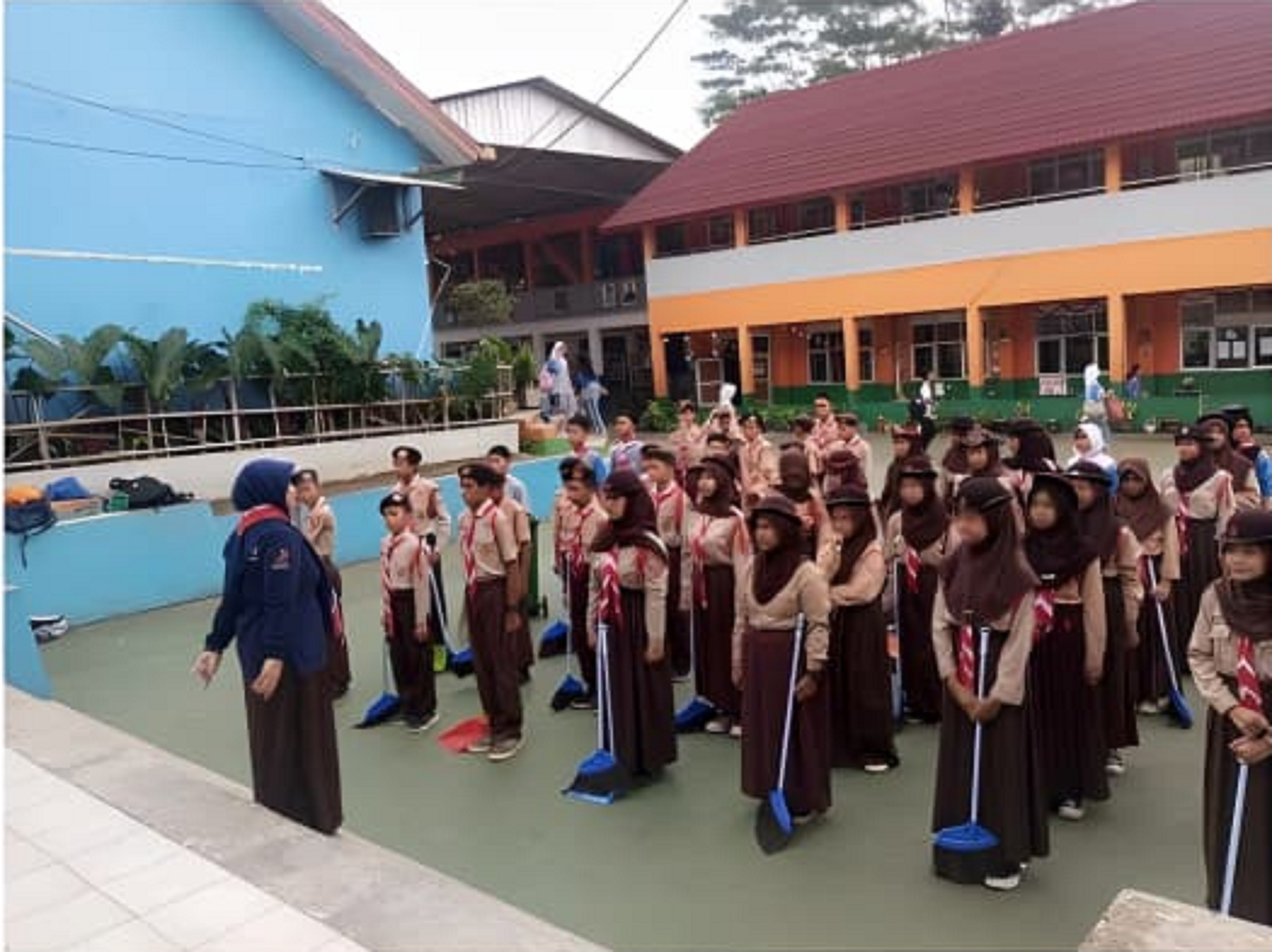 PJBL 2026: Aksi Hijau Pramuka SMPN 2 Sukaraja Wujudkan Sekolah Bersih dan Berkarakter