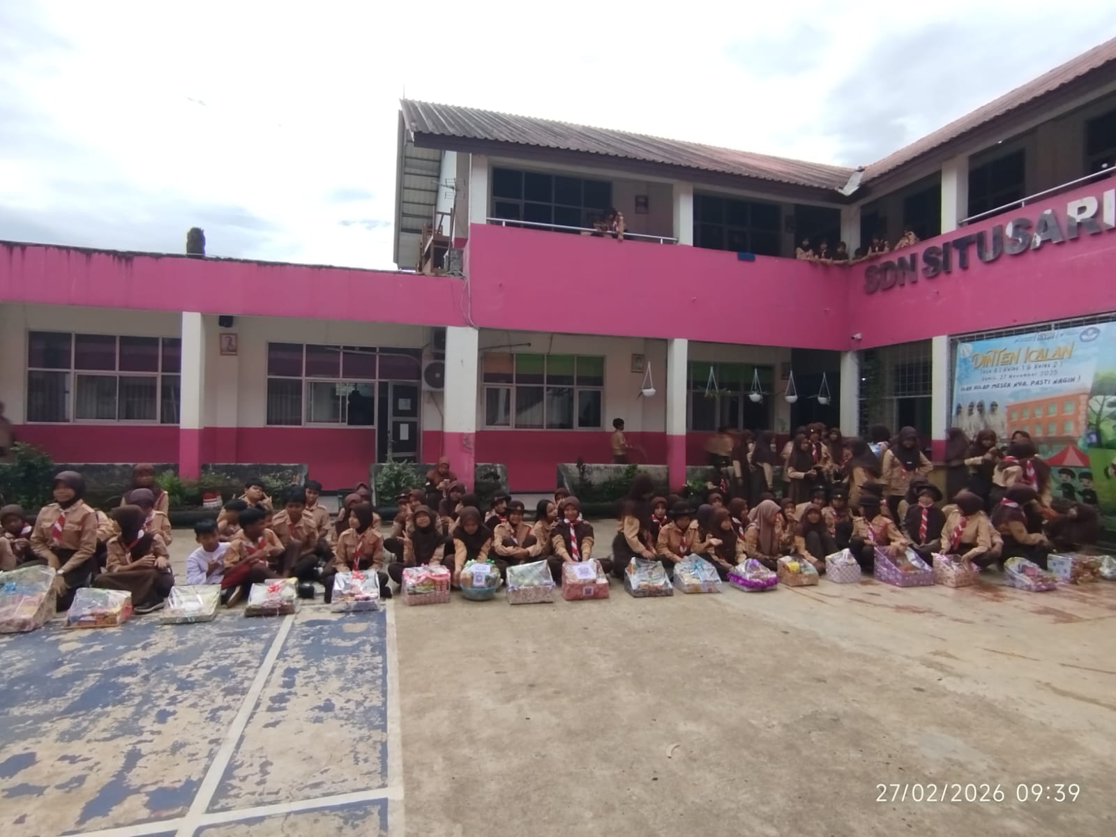 384 Pramuka SDN Situsari 01 Kompak Adakan Giat Berbagi Sesama Pada Rantang Pramuka Tahun 2026