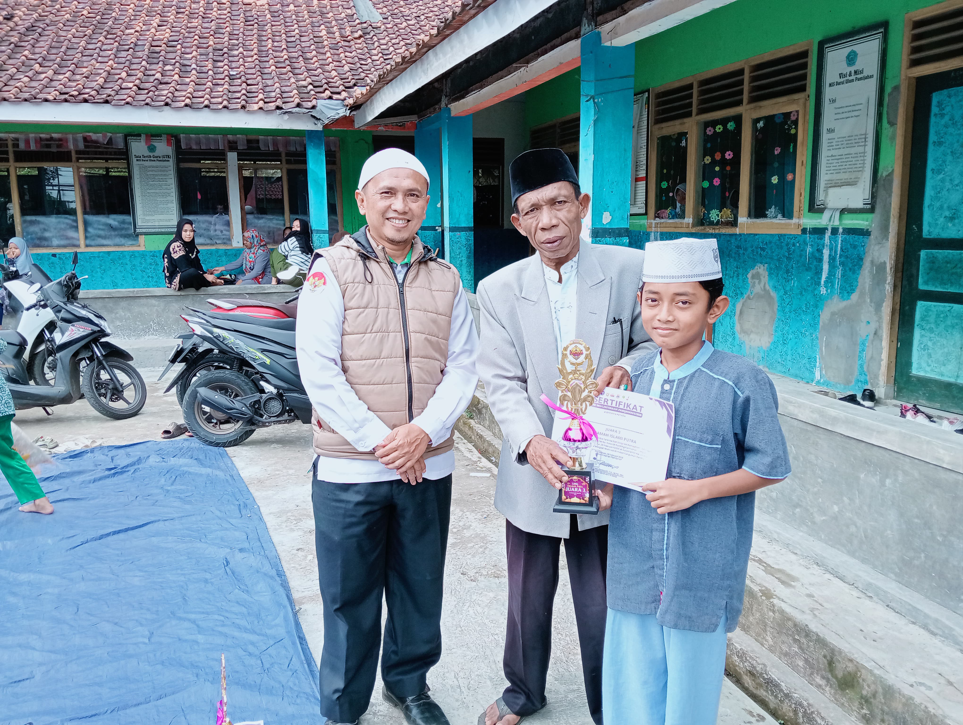 🏆 Penyematan Piala LENTERA 2026 MIS Darul Ulum: Penggalang Raih Prestasi Membanggakan ⚜️