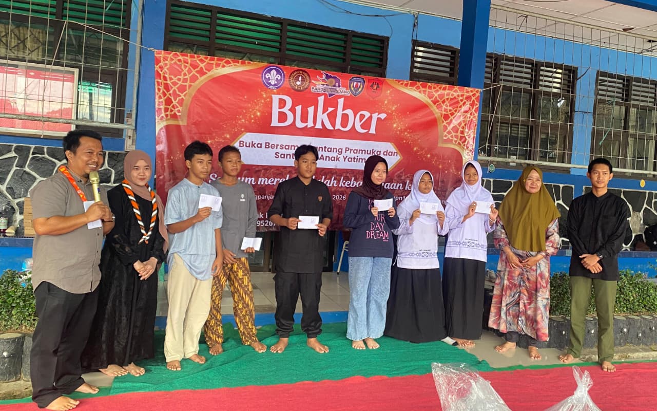 Santunan Anak Yatim dan Buka Puasa Bersama di SMP Negeri 1 Parungpanjang