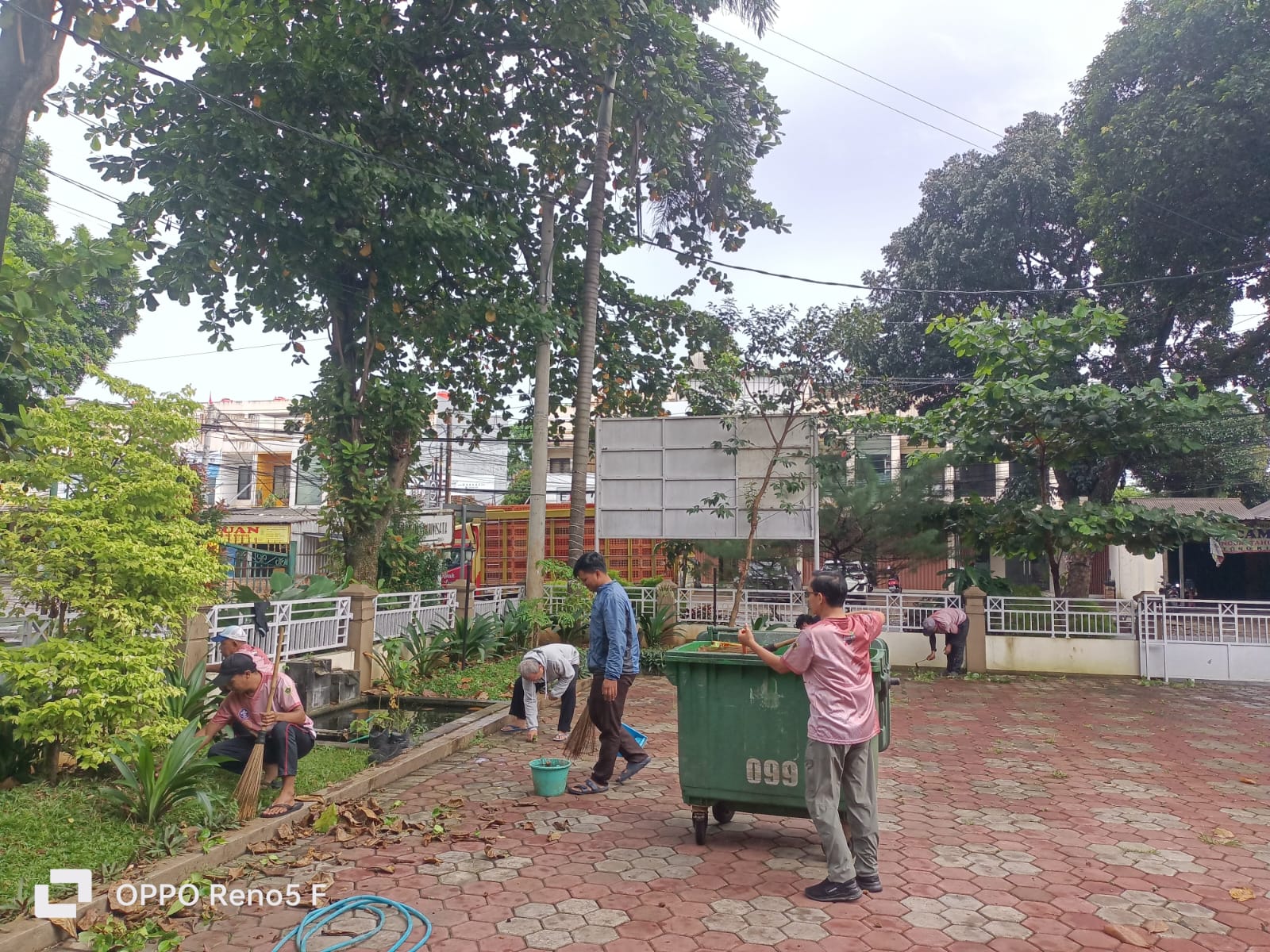 Gerakan ASRI: Tim Waka Sarpras Kwarcab Bogor Laksanakan Aksi Bersih dan Penataan Taman di Graha Pandu