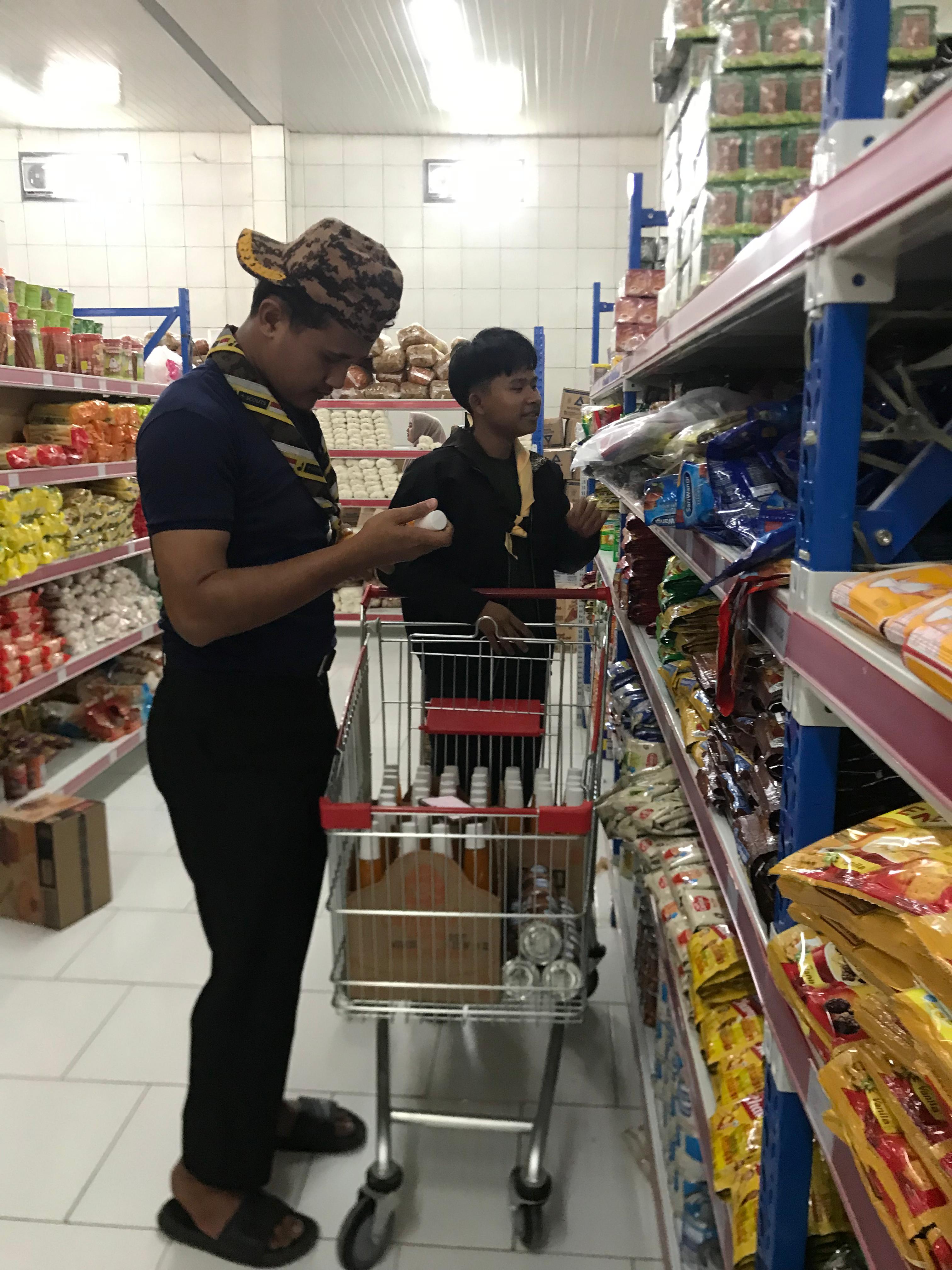 Persiapan Santunan Anak Yatim, SMK PGRI Pamijahan Bersinergi Bersama Kwarran Pamijahan