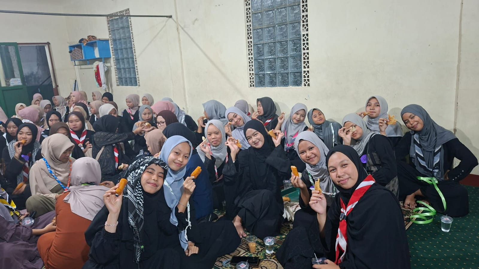 Hangatnya Kebersamaan, DKR dan Ambalan se-Caringin Gelar Buka Bersama Ramadan 2026