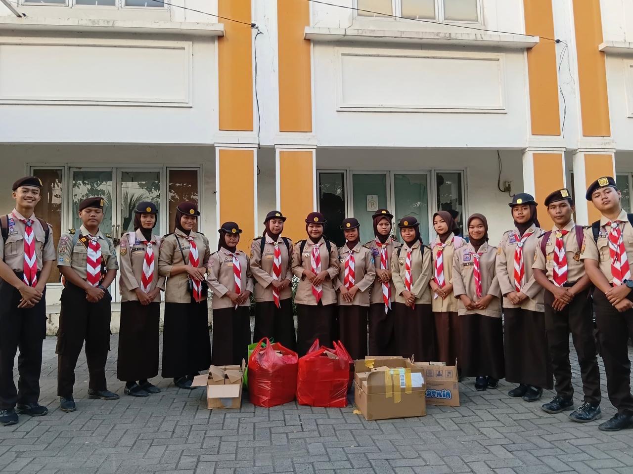 Aksi Nyata Pramuka SMAN 1 Ciseeng Berbagi Takjil di Putat Nutug Kecamatan Ciseeng Hangatkan Suasana Jelang Buka Puasa