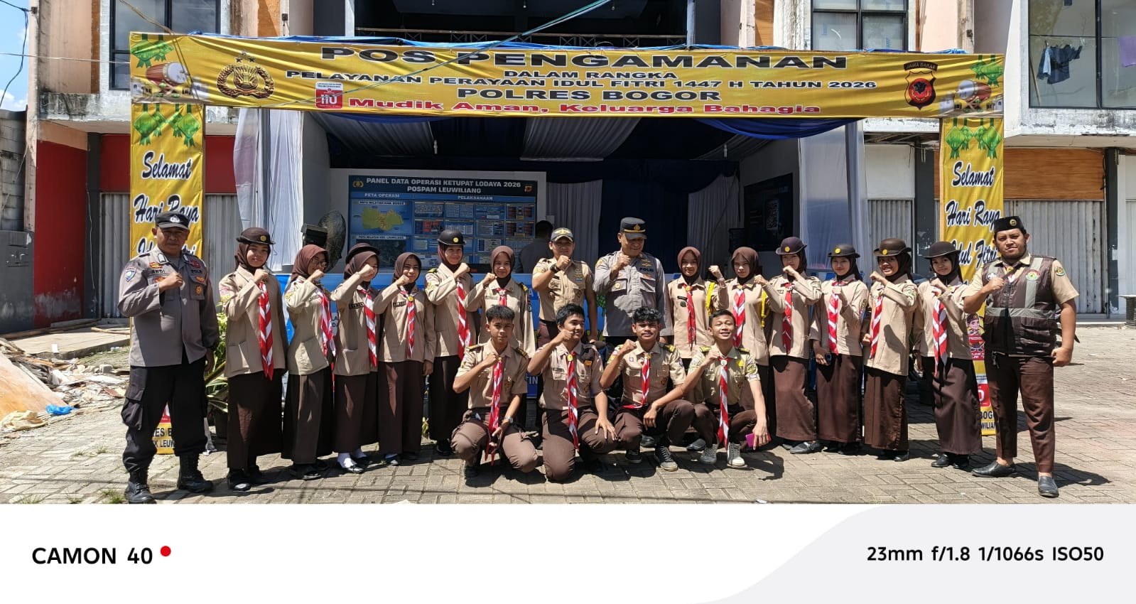 Pramuka Siap Siaga! Anggota Pramuka Kwartir Ranting Leuwiliang Turun Tangan Sambut Karya Bakti Lebaran