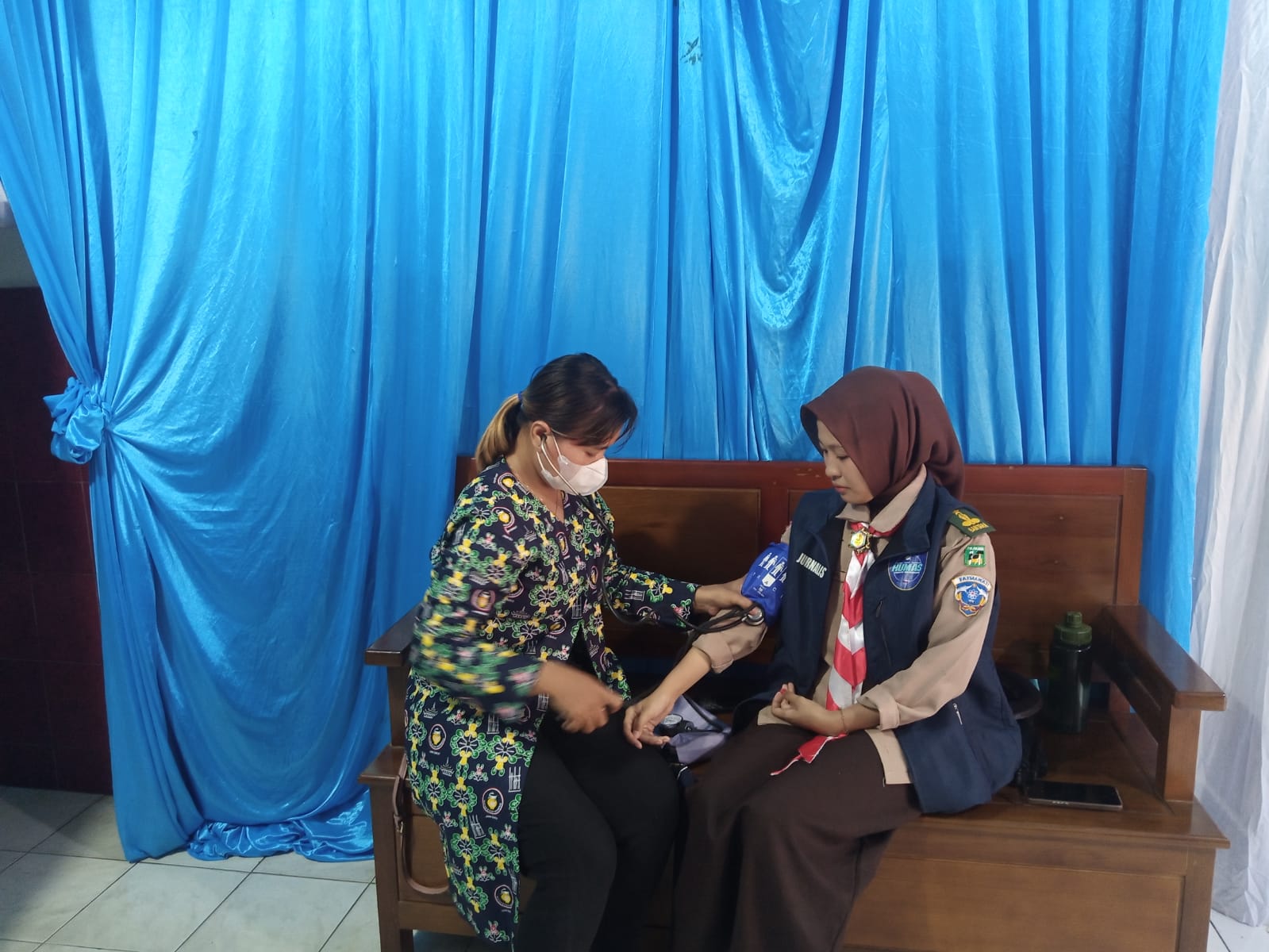 Pemeriksaan Tensi, Wujud Kepedulian Kesehatan Anggota Pramuka di Parungpanjang