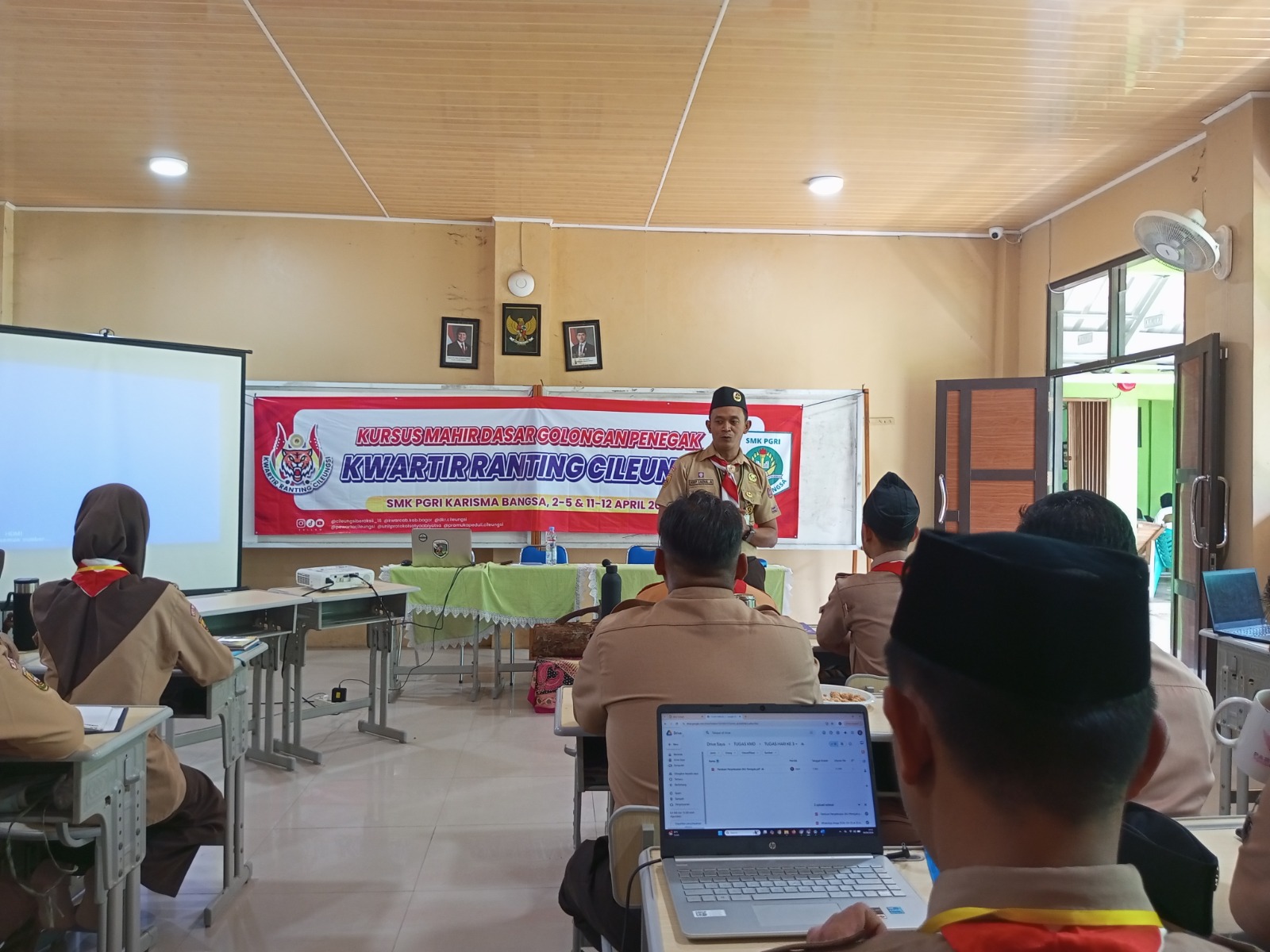 Hari Ketiga KMD Golongan Penegak Kwarran Cileungsi: Penguatan Kompetensi Pembina Melalui Materi dan Praktik