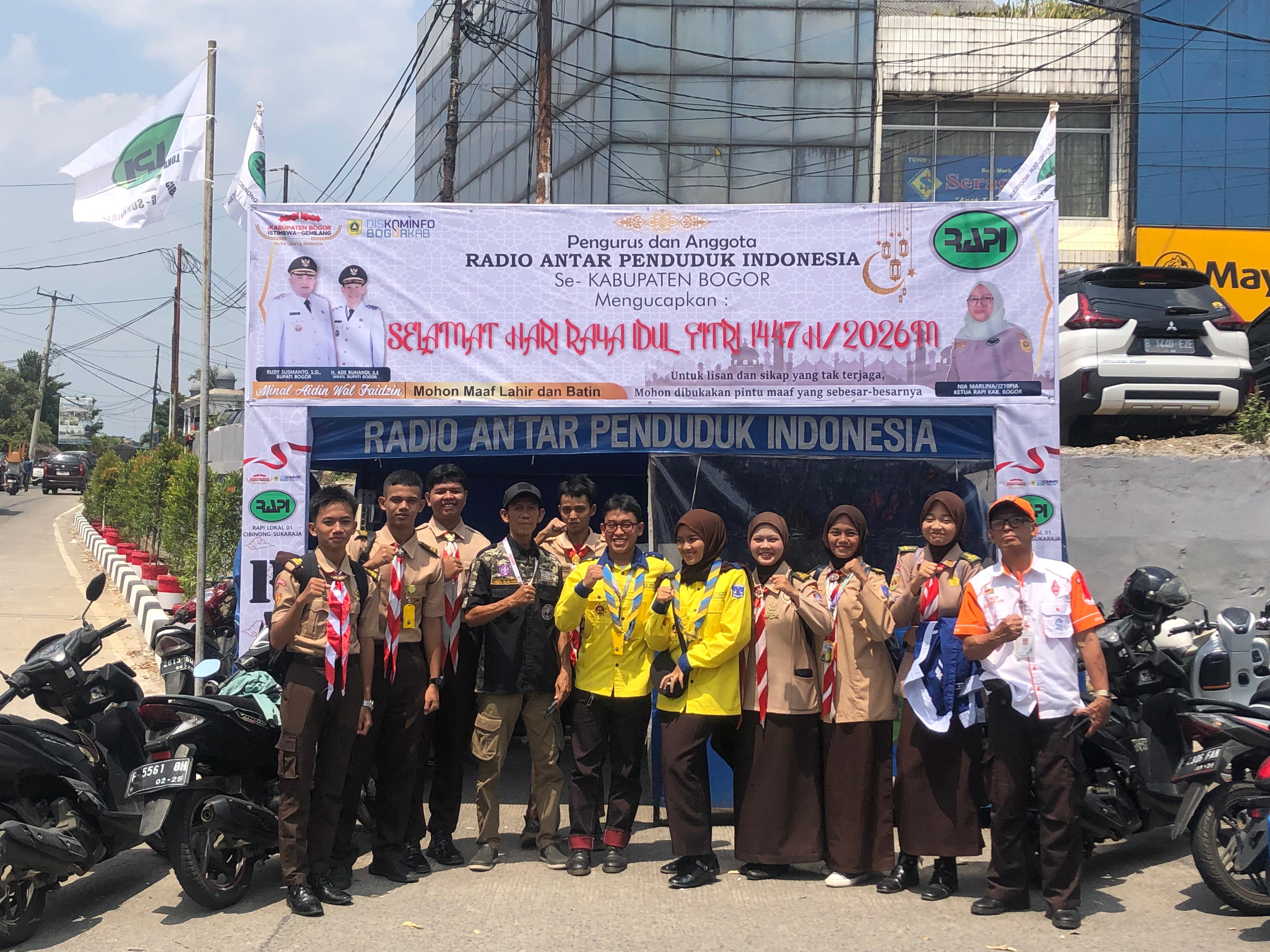 Kegiatan Pam KBL (Karya bakti lebaran)