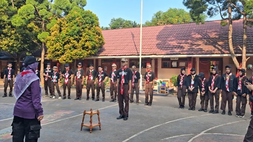 Pramuka SMK PGRI Karisma Bangsa Ikuti PPIM, Pembina Berikan Motivasi