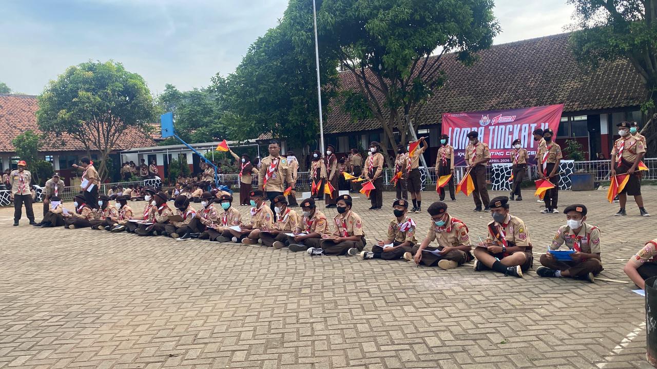 Lomba Cepat Tepat Sandi dan SMS LT II Kwartir Ranting Cileungsi Asah Ketelitian Penggalang