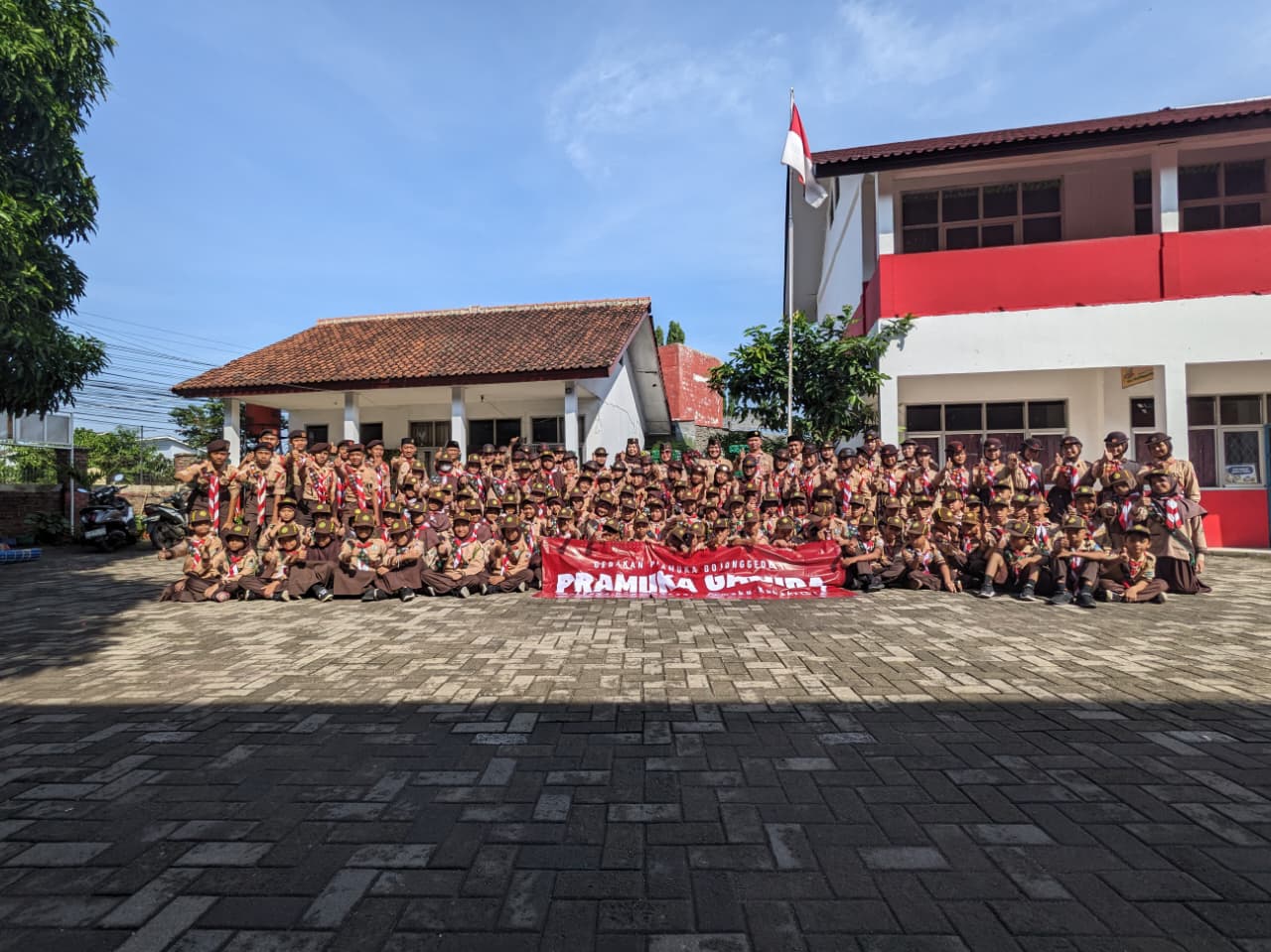 Gelar Upacara Hardiknas Sekaligus Pelepasan Pramuka Garuda Bojonggede Angkatan II Tahun 2026