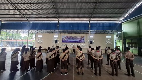 Kwartir Ranting Cileungsi Lepas 29 Calon Pramuka Garuda Di SMK PGRI Kharisma Bangsa