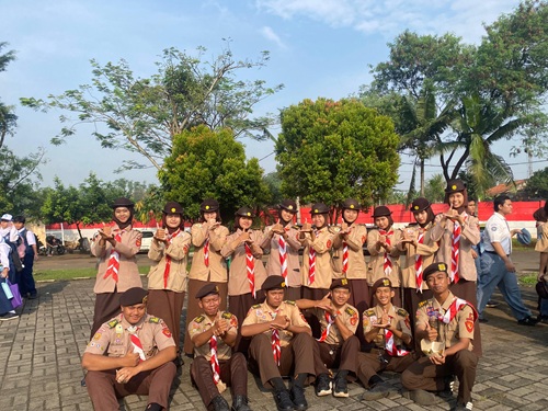 Pramuka SMK Bina Teknika Cileungsi Ikuti Upacara Hari Pendidikan Nasional 2026