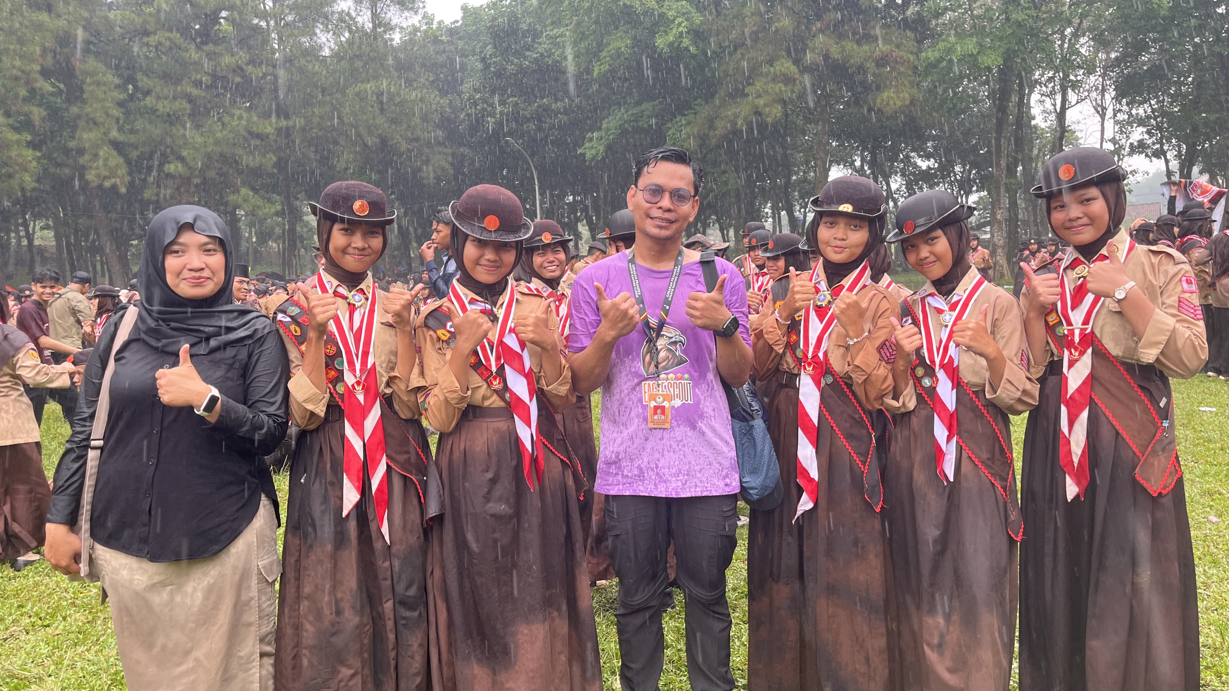 MTs Arrosyid I Ikuti Tapakan dan Inagurasi Pramuka Garuda Angkatan II “Pasti Hebat 2530”