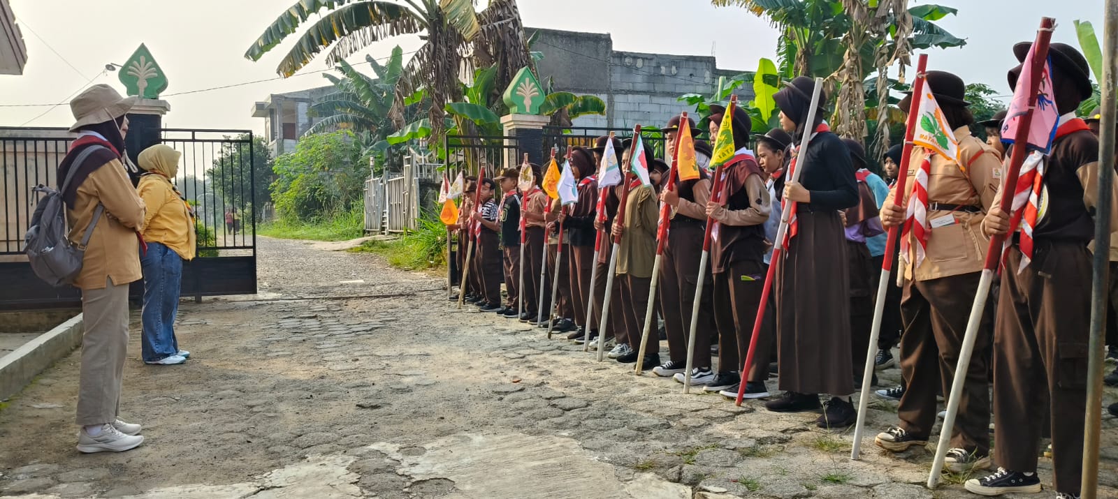Siswa SDN Kandang Panjang 03 Perdalam Kemampuan Navigasi Melalui Materi Petunjuk Arah