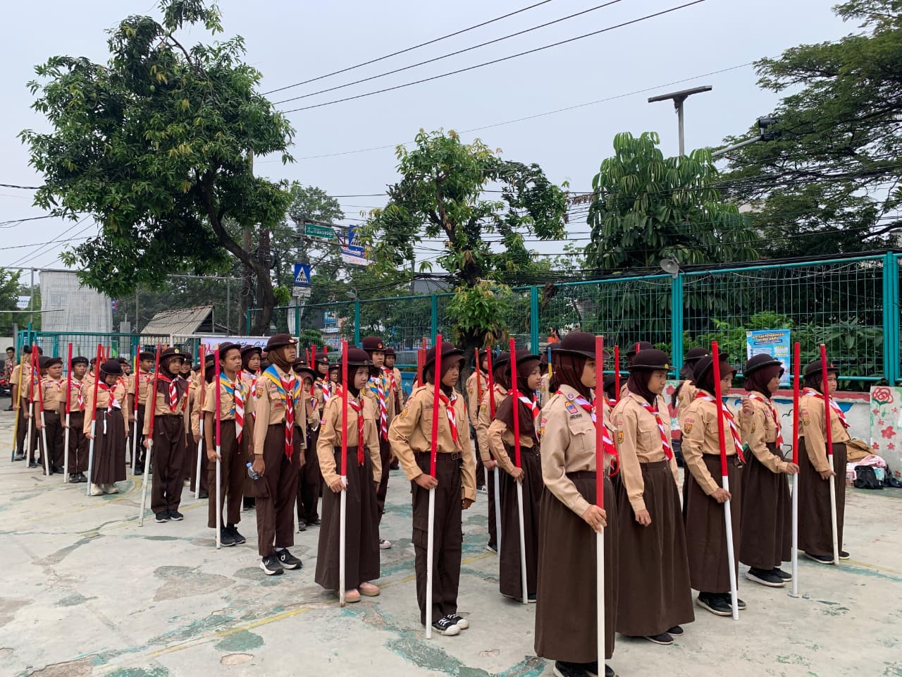 Materi PBB tongkat pada latihan Gabungan Penggalang Kwartir Ranting Cileungsi Tahun 2026