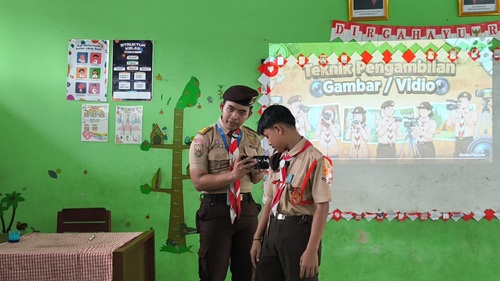 Maksimalkan Potensi Peserta, Materi Pembuatan Konten dan Reportase Pramuka Cileungsi