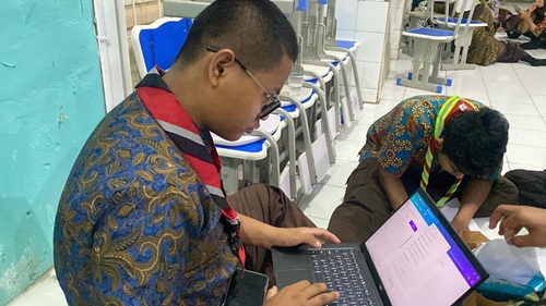 Peserta Gladian Pinsa Kwarran Cileungsi Tahun 2026 Latih Kemampuan Administrasi Melalui Praktik Nota Laporan