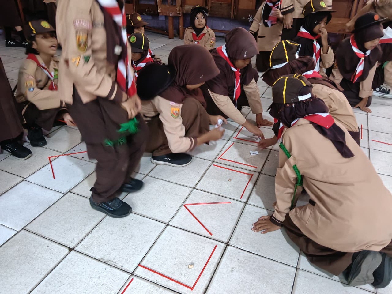 Bermain Sambil Belajar: Latihan Gabungan Siaga Kwartir Ranting Cileungsi Berlangsung Meriah