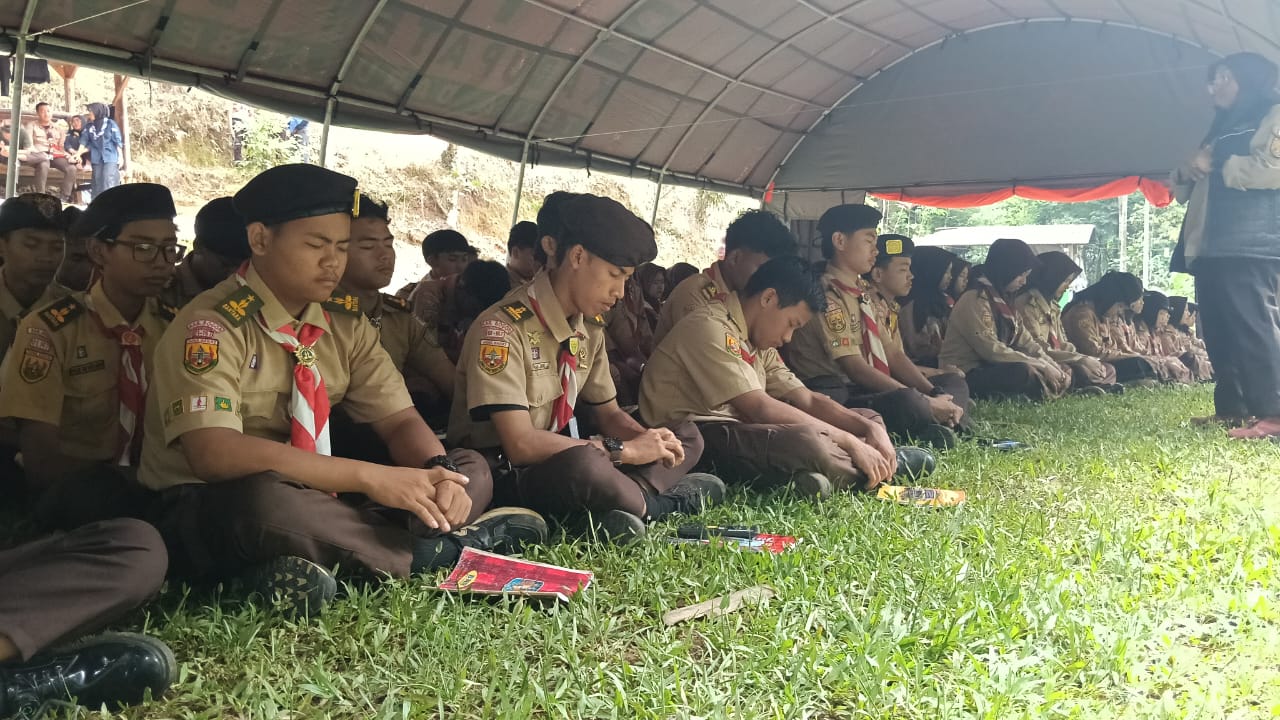 Latih Kesadaran Penuh, Pramuka T&D se-Kabupaten Bogor Dibekali Materi Mindfulness di Kampung Pramuka Citalahab