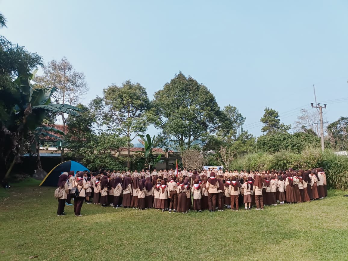 Kobarkan Semangat Tunas Muda, Pramuka SDN Citeko 01 Sukses Gelar Persari dan Persami di Cisarua