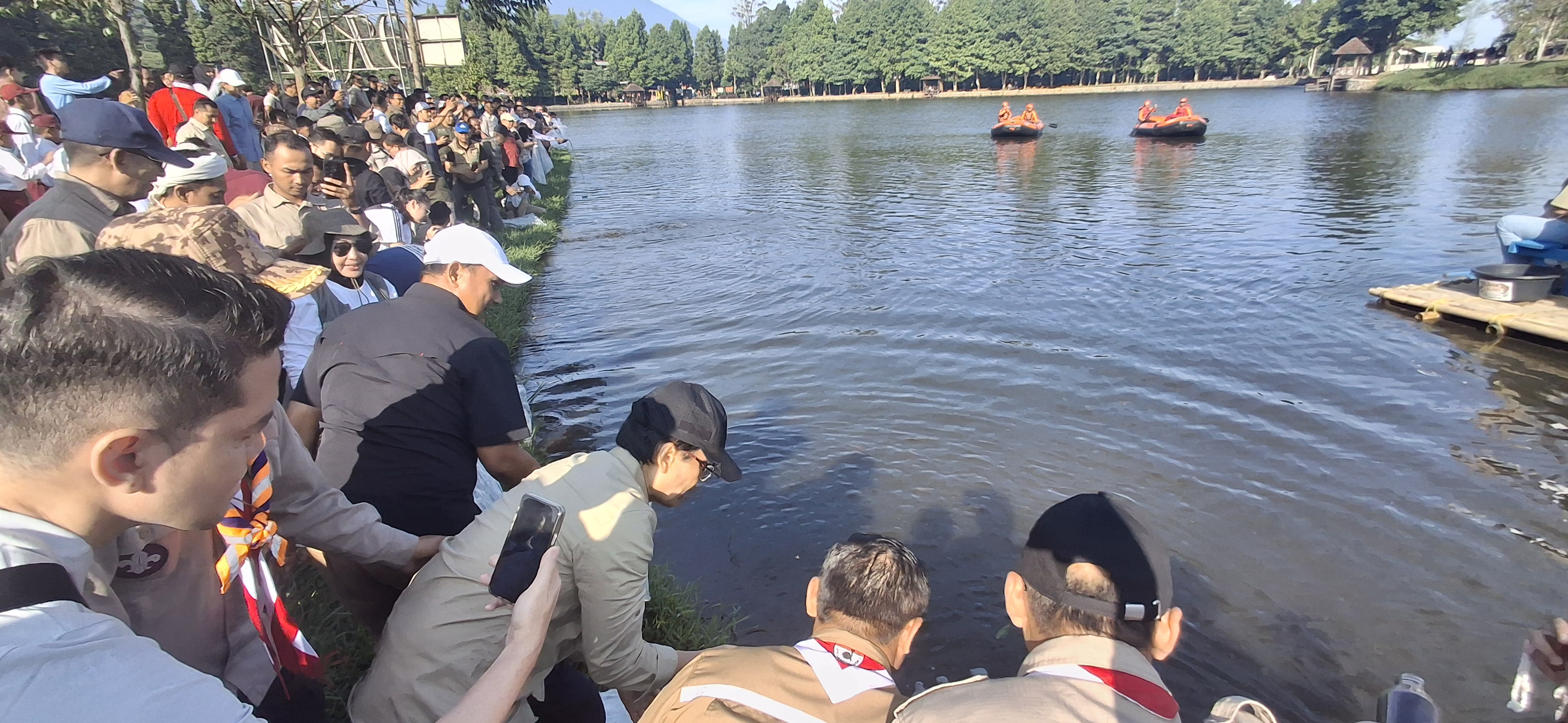 Melestarikan ikan asli endemik di wilayah Hulu Telaga Saat Puncak, Cisarua Kabupaten Bogor