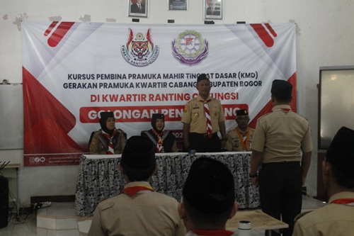 Ketua Kwarran Cileungsi Resmi Tutup Kursus Pembina Pramuka Mahir Tingkat Dasar Golongan Penggalang