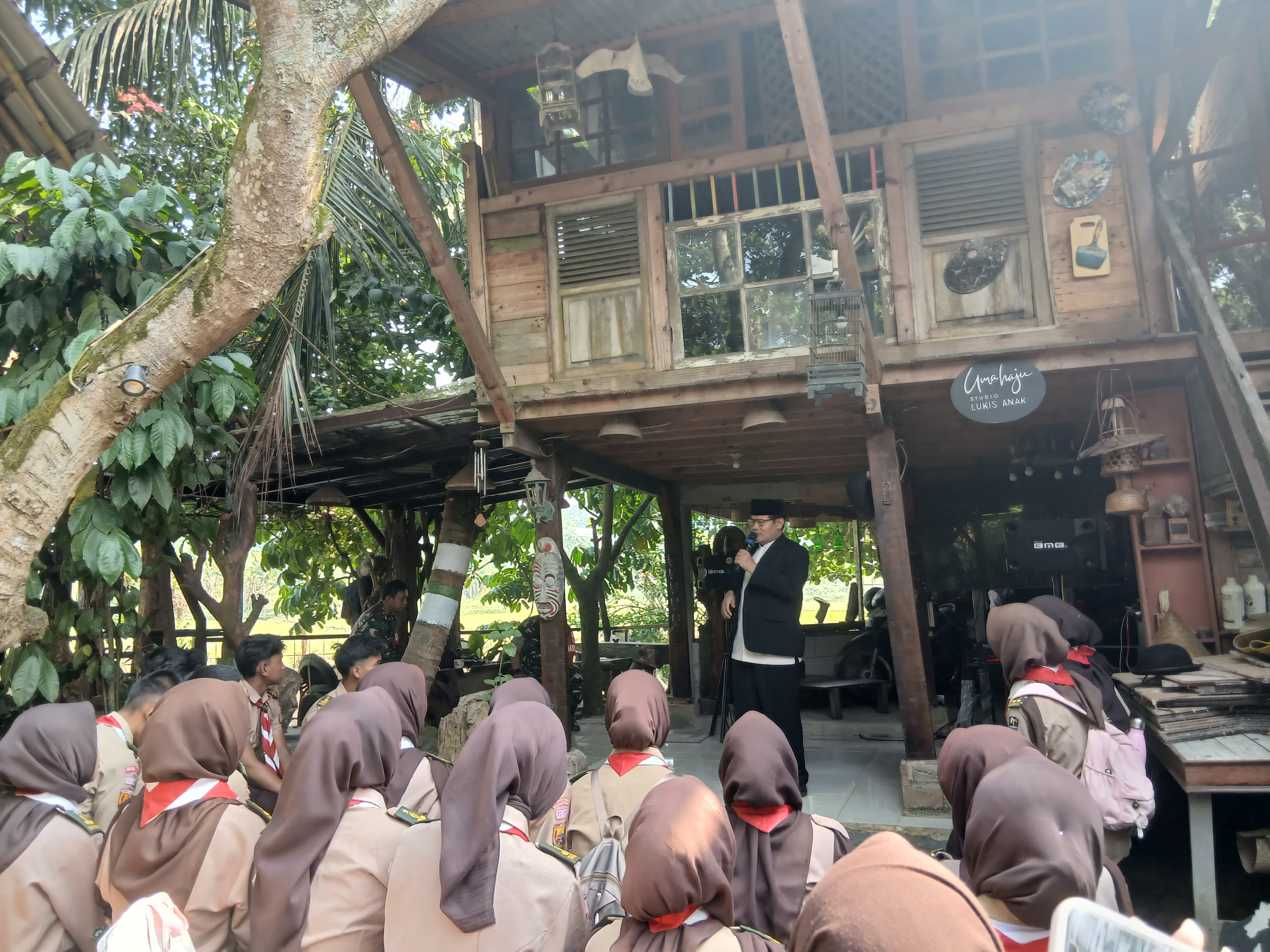 Camat Parungpanjang Buka Latihan Gabungan Saka Wira Kartika dan Protokol Adikara Mada, Tegaskan Pentingnya Wawasan Kebangsaan bagi Generasi Muda