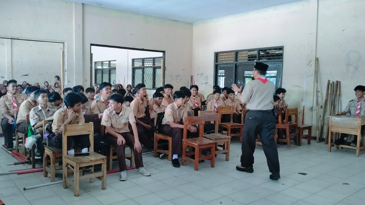 PAB SMK Yastrif 1 Parungpanjang Bekali 104 Calon Penegak dengan Materi Kepramukaan dan Kepemimpinan Organisasi