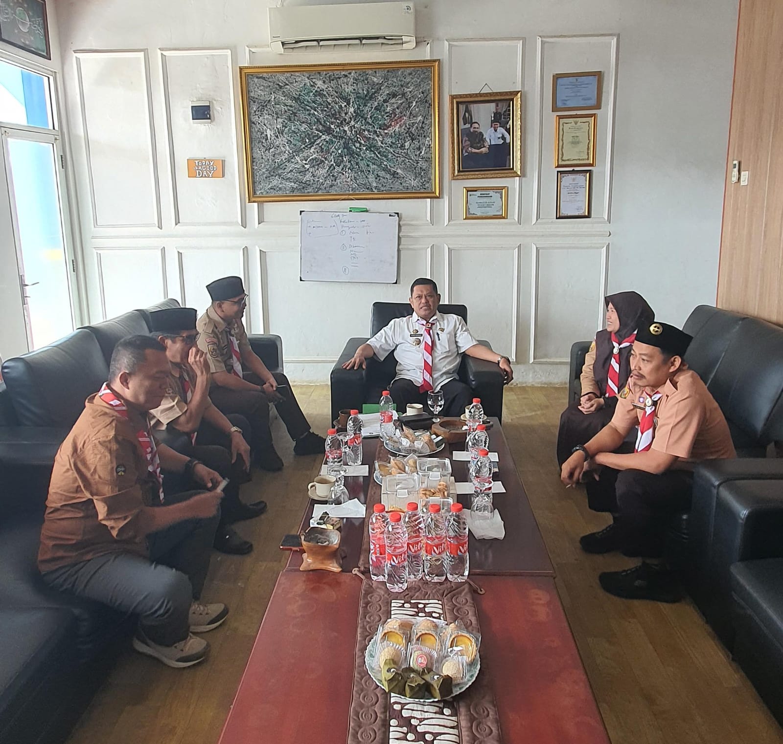 Kwarran Jonggol Audiensi dengan Ketua Mabiran, Laporkan Agenda Strategis Kepramukaan Tahun 2026