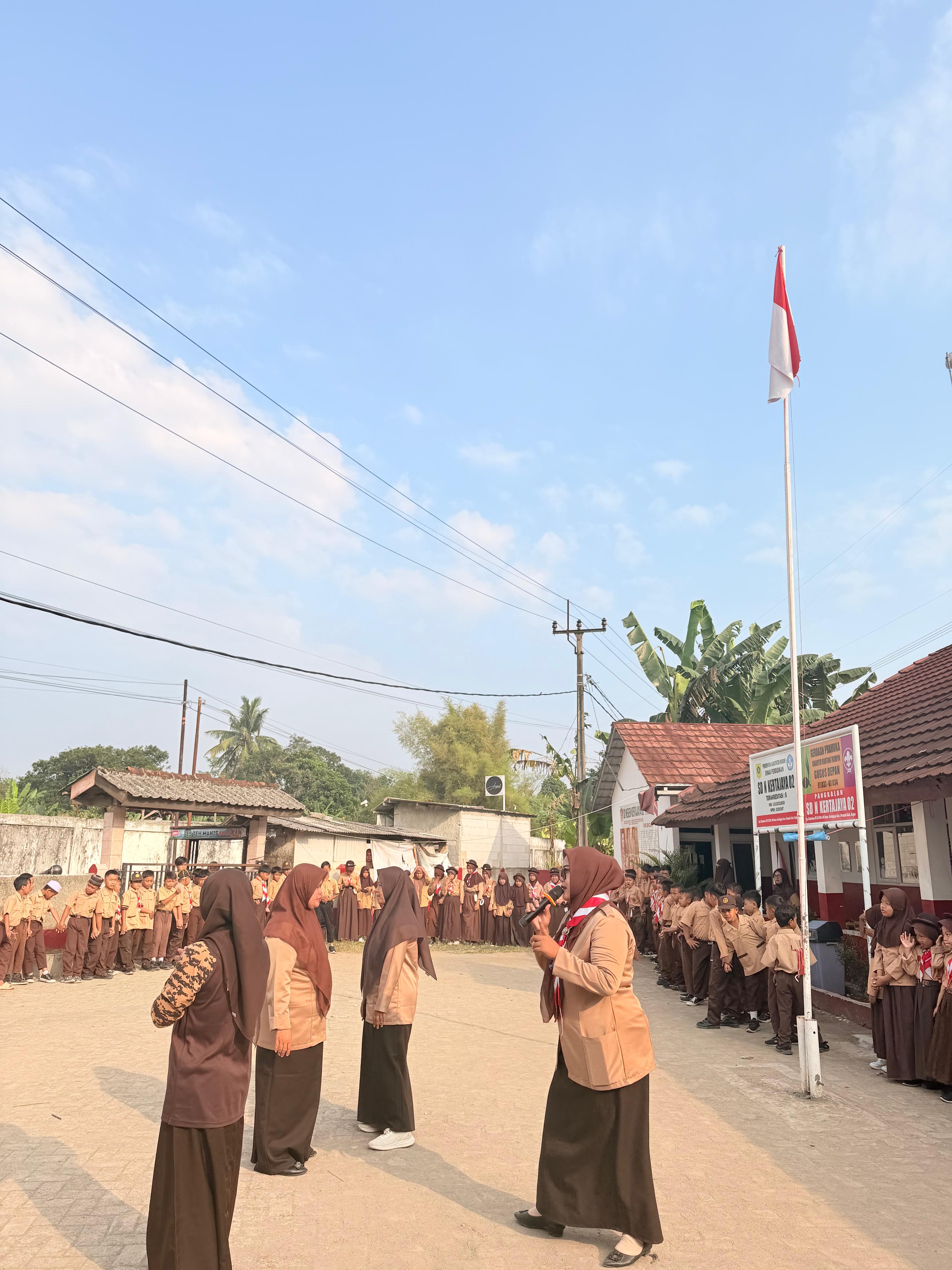 Pramuka Siaga Baru SD Negeri Kertajaya 02 Antusias Ikuti Latihan Perdana Pengenalan Kepramukaan