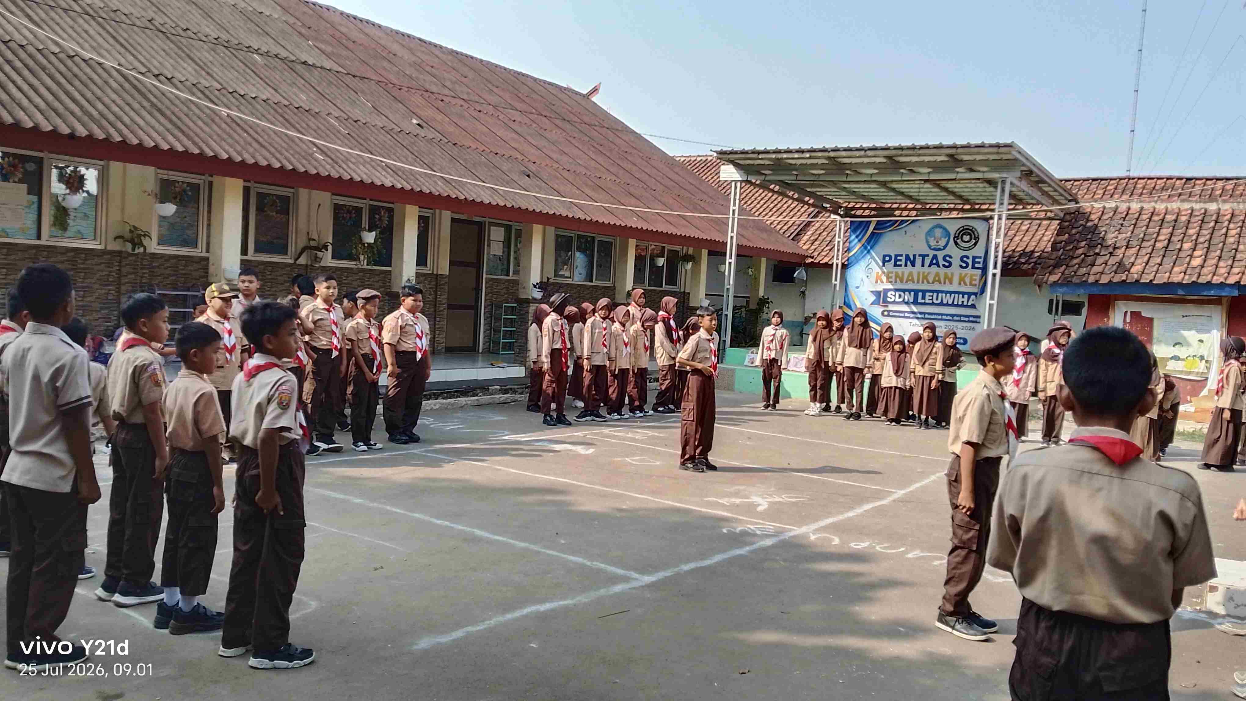 Latihan Rutin Pramuka Penggalang SD Negeri Leuwihalang Perkuat Karakter dan Jiwa Kepemimpinan Peserta Didik
