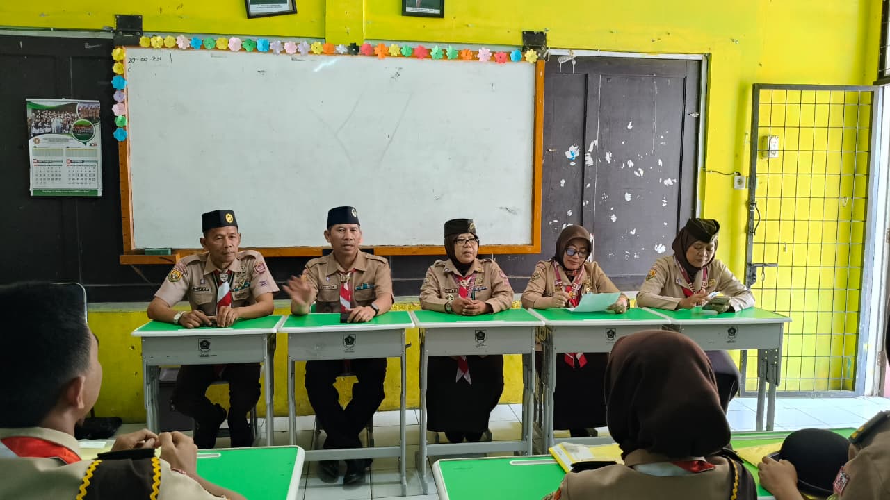 Monitoring Calon Pramuka Garuda  Kwarran Ciampea oleh Tim Kwartir Cabang Kabupaten Bogor