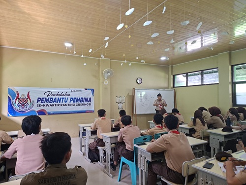 Kwarran Cileungsi Bekali Puluhan Pembantu Pembina Gugusdepan untuk Perkuat Pembinaan Kepramukaan
