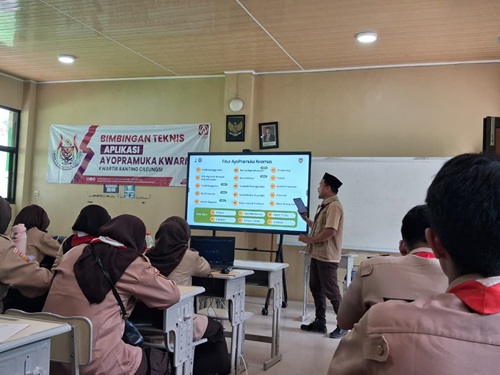 Kwarran Cileungsi Gandeng PT. RIN Bekali Pembina Penggunaan Aplikasi AyoPramuka