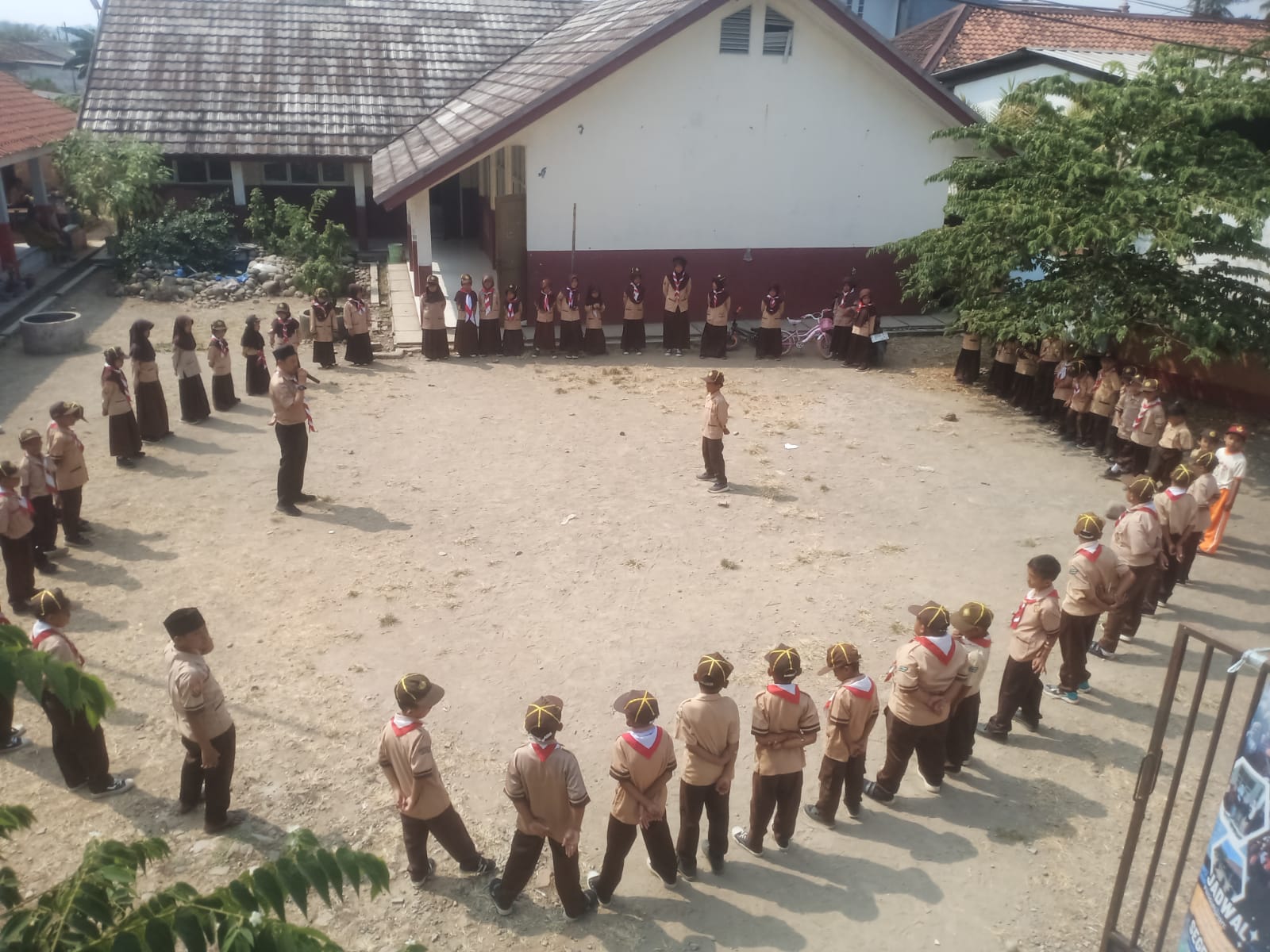 Ketua Kwarran Jonggol Monitoring Giat Perkemahan Gugusdepan SDN Jonggol 05