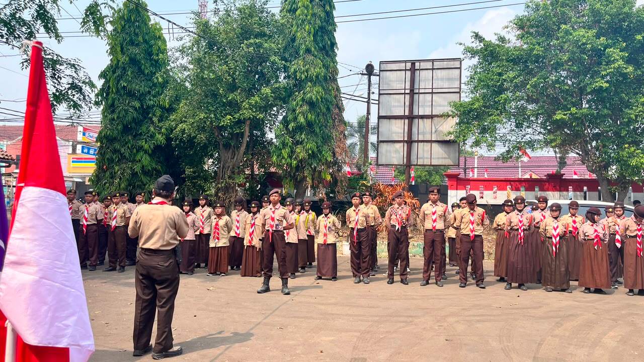 Apel Pembukaan Seleksi Petugas Upacara Hari Pramuka Kwaran Parungpanjang Resmi Digelar