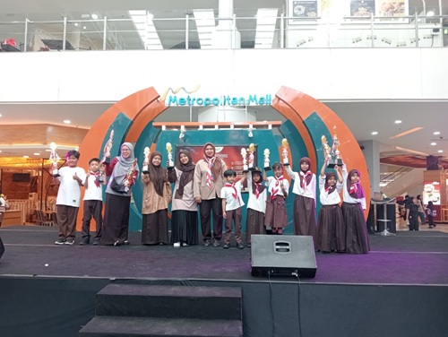 Dua Pramuka Siaga MI Al Azra Raih Prestasi di Lomba Mewarnai Gebyar Pramuka Cileungsi 2026