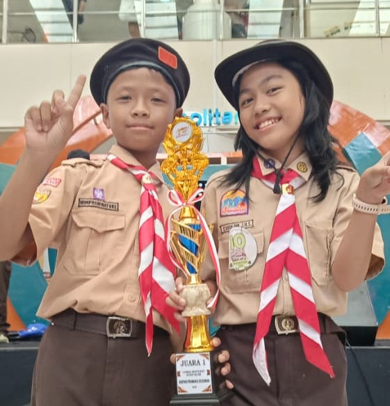 Pramuka SDN Cileungsi 06 Naik Podium, Raih Juara I Lomba Menyanyi Gebyar Pramuka 2026
