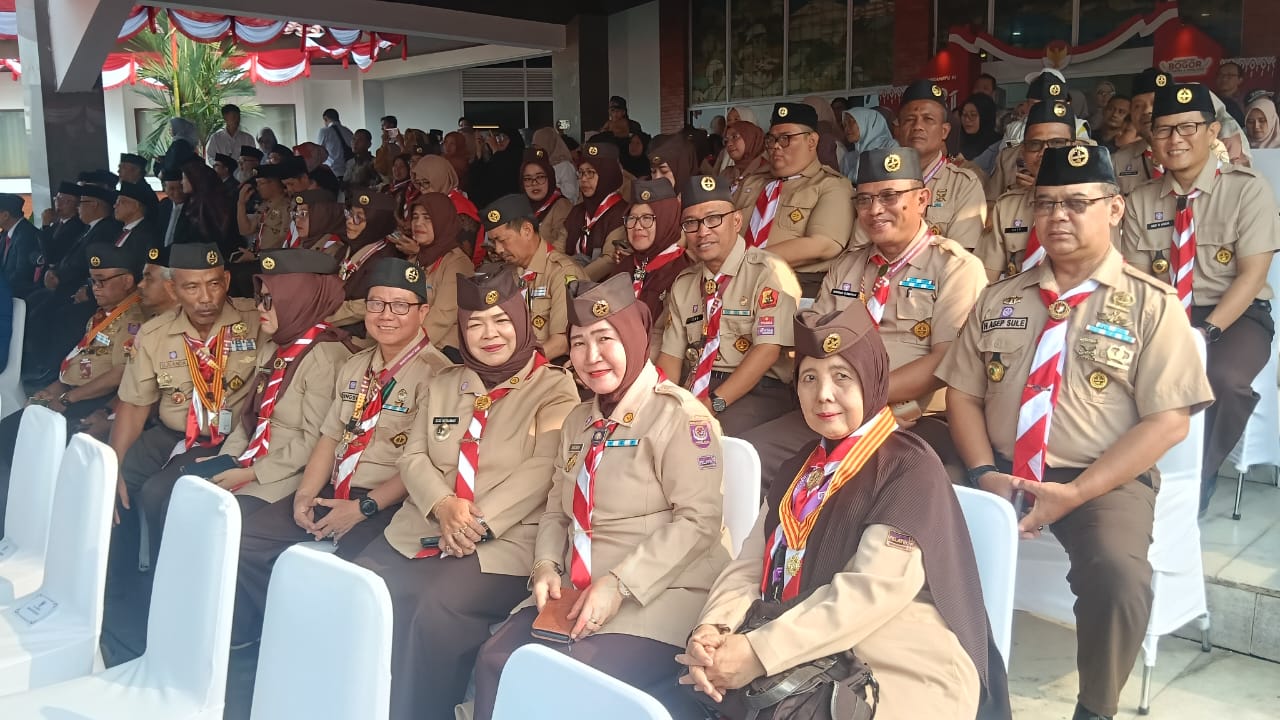 KETUA KWARRAN SE-KABUPATEN BOGOR HADIRI PELEPASAN KONTINGEN JAMNAS XII, KOBARKAN SEMANGAT PESERTA
