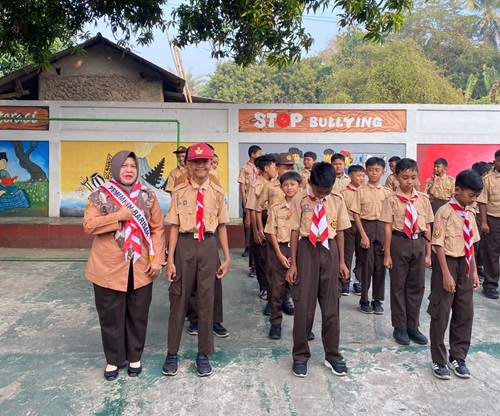 Antusias anggota Pramuka SDN Palasari 1 Ikuti Upacara Hari Pramuka ke-65