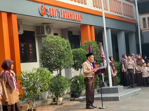 SDIT Fatahillah Cileungsi Gelar Upacara Hari Pramuka ke-65 Secara Mandiri