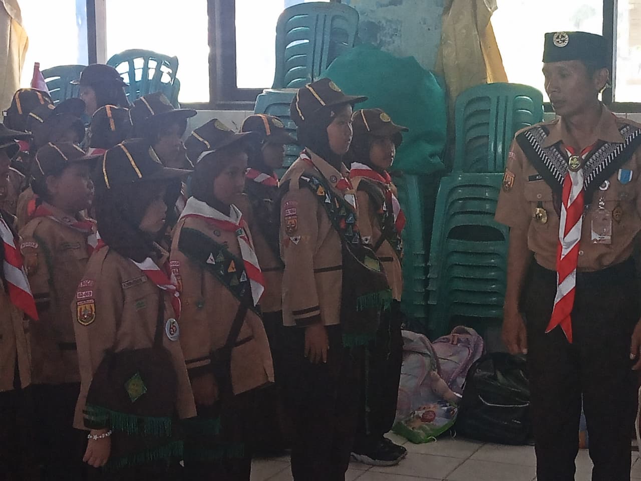 Gladian Pimpinan Barung Parungpanjang Bekali Peserta dengan Materi Kepemimpinan